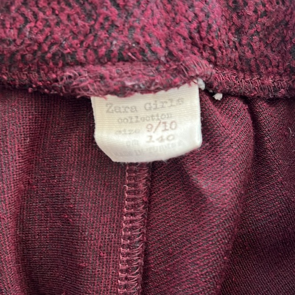 📫 BUY 2 for $20📫 Adorable Zara Girls Burgundy Tweedy Ruffled circle skirt sz9/10 - Picture 4 of 4